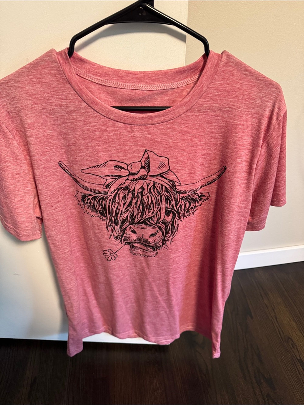 Short-Sleeve Graphic Tee - Pink Highland Cow